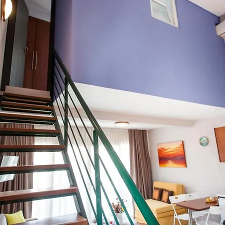 Erosaria Suites *