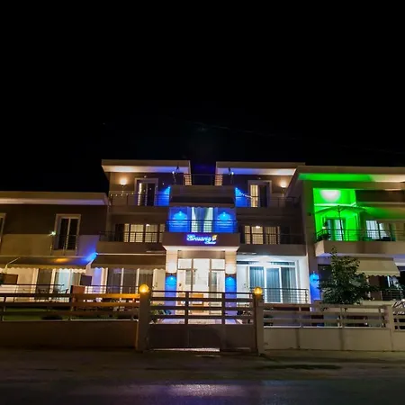 Ξενοδοχείο με διαμερίσματα Erosaria Suites Νικήτη