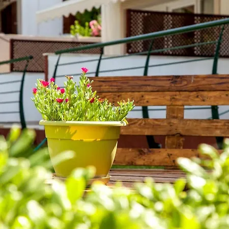 Erosaria Suites Νικήτη