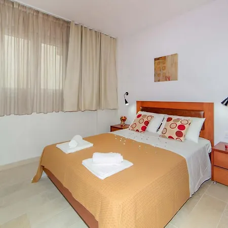 Erosaria Suites Apart Otel *